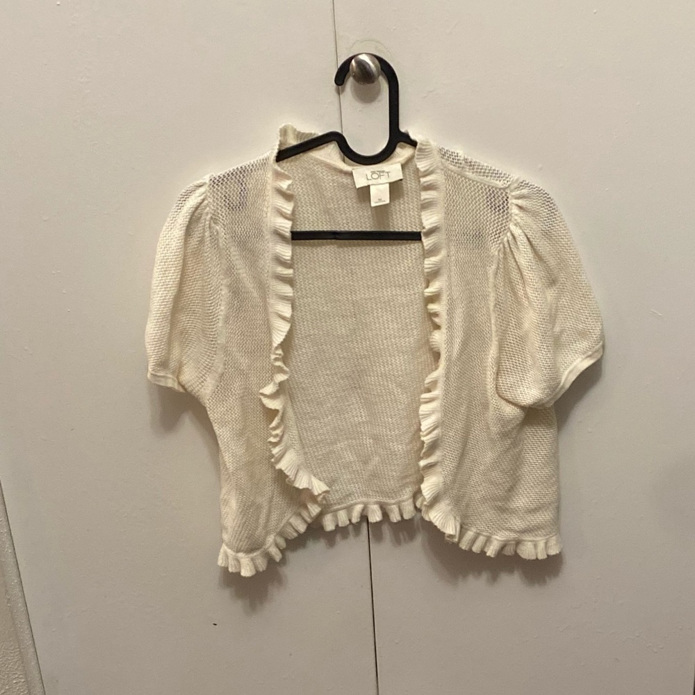 ❤️❤️ Ann Taylor Loft Cardigan